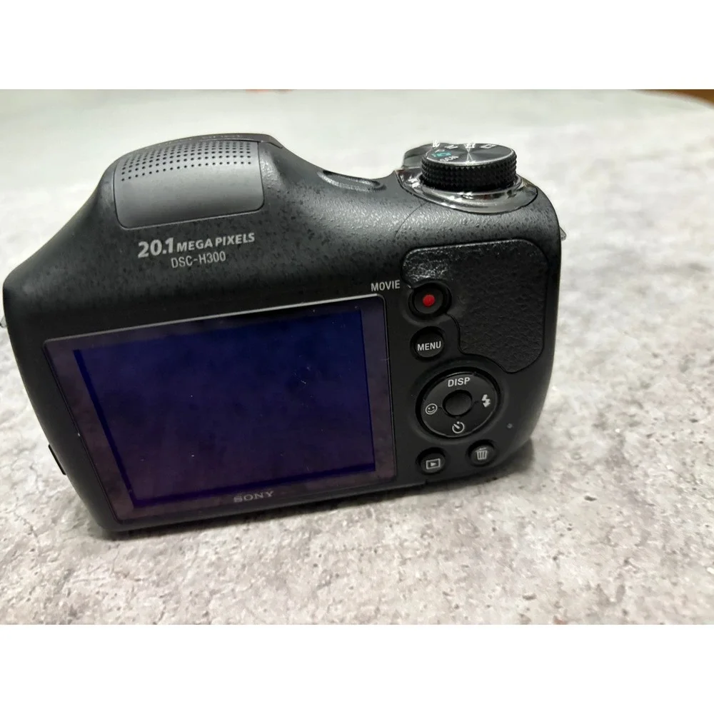 Sony Cyber-shot DSC-H300 20.1MP Digital Camera 35x Optical Zoom Black Bundle
